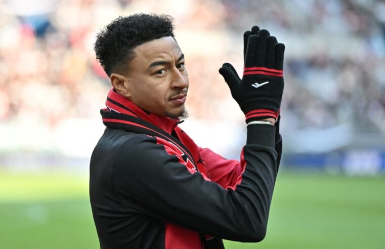 Lingard chega ao Brasil para fazer exames e assinar com o Corinthians