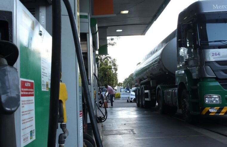 MP da subvenção de R$ 1,20 no diesel sai esta semana, diz Durigan
