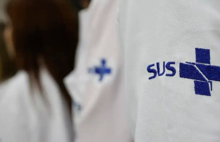 Março Azul: exames para rastrear câncer de intestino triplicam no SUS