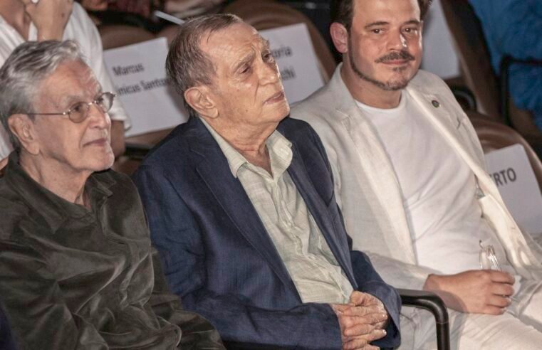 Mautner aposta no Brasil como luz diferente para o mundo, diz Caetano