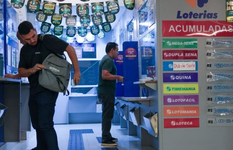 Mega-Sena acumula e prêmio principal vai para R$ 50 milhões