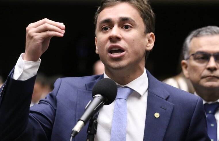 Nikolas Ferreira viajou em jato de Vorcaro na campanha de 2022