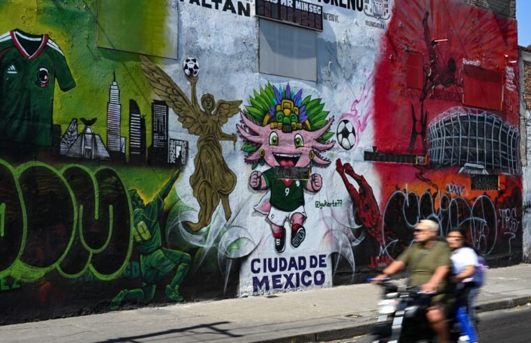 Sheinbaum lança torneio de embaixadinhas valendo seu ingresso para abertura da Copa