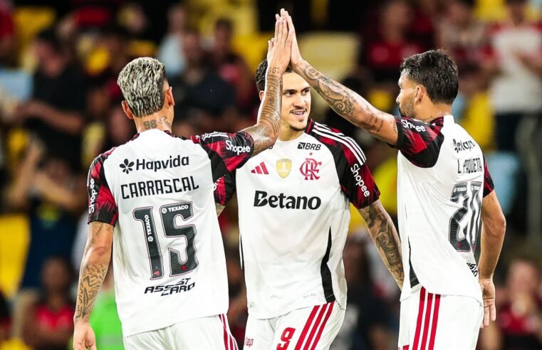 Sob protesto, Flamengo faz 8 no Madureira com 4 gols de Pedro e vai à final