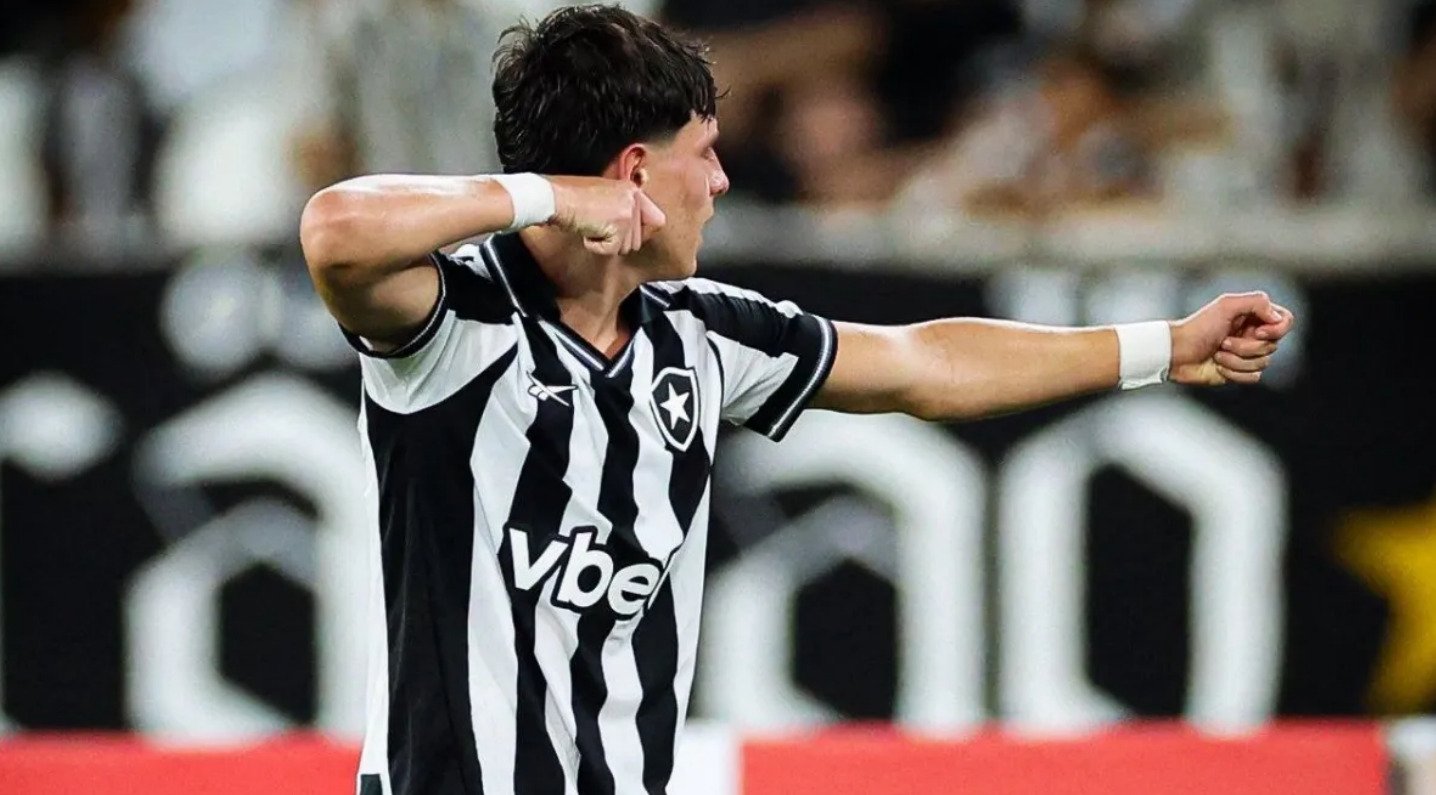 Botafogo domina em casa, vence com autoridade e assume liderança do grupo