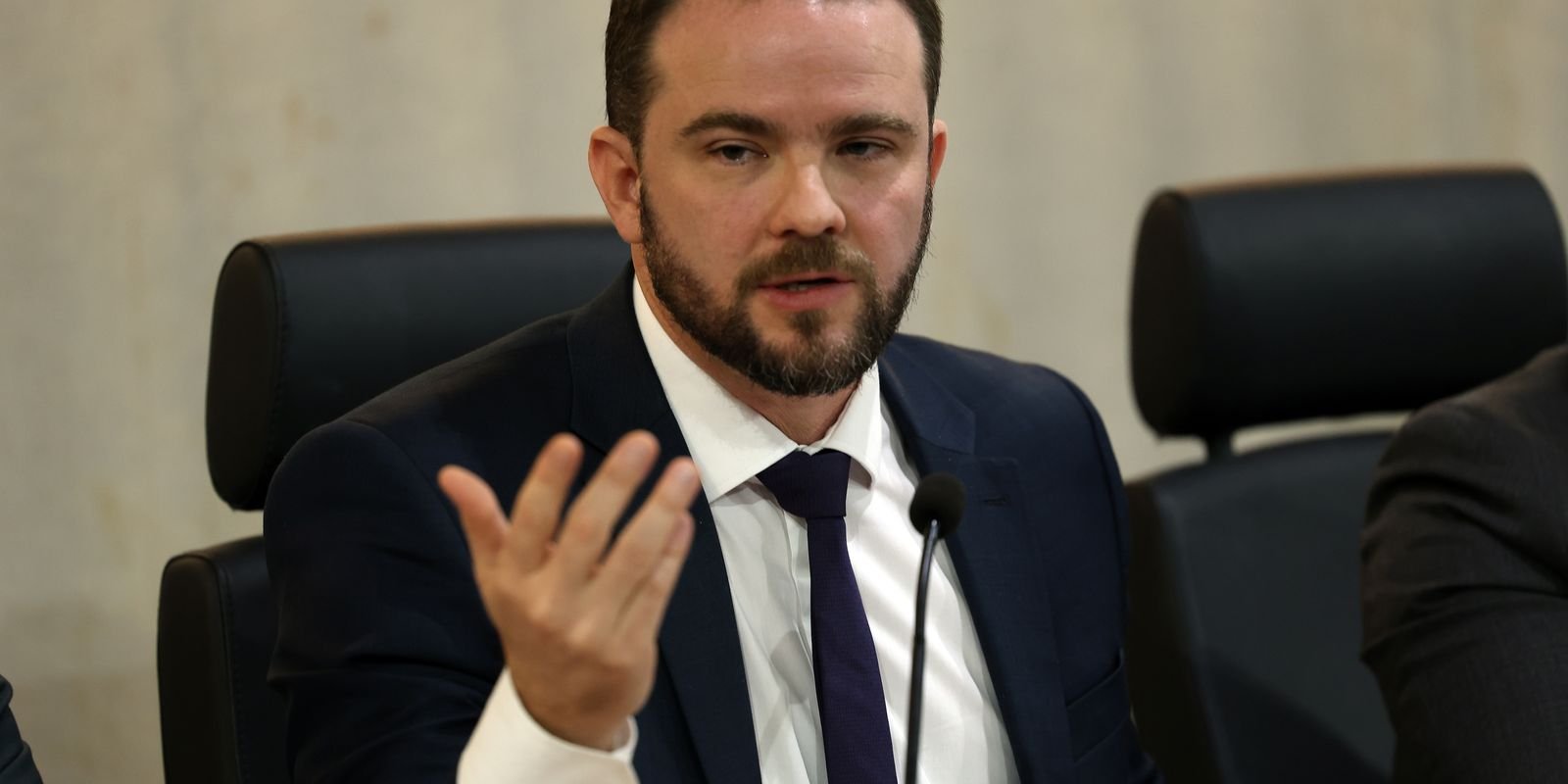 Brasil capta 5 bi de euros em emissão internacional recorde