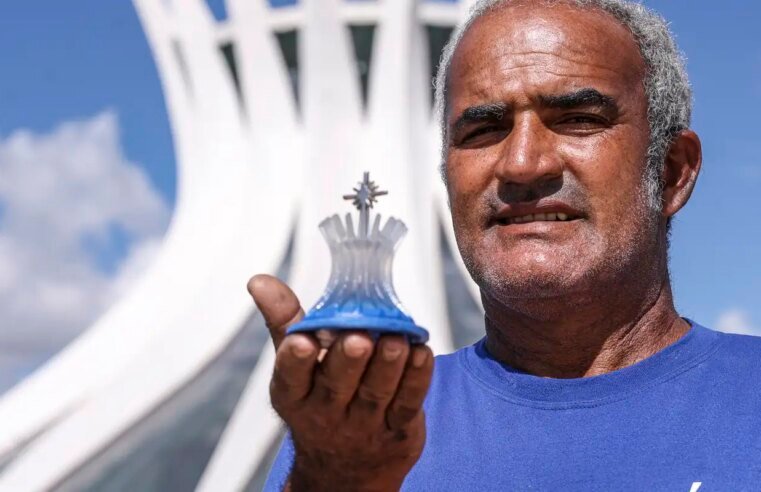 Com miniaturas, artesãos dão novo sentido à Brasília dos monumentos