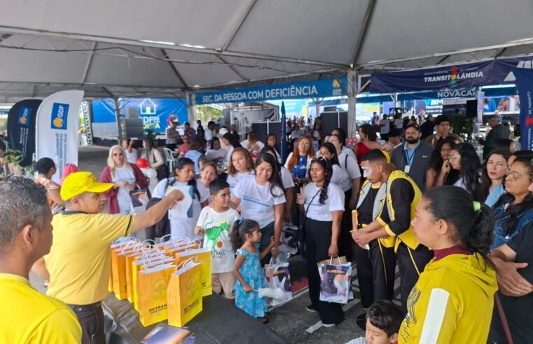 Detran-DF educa 5,8 mil pessoas em ações de trânsito no feriado de Brasília