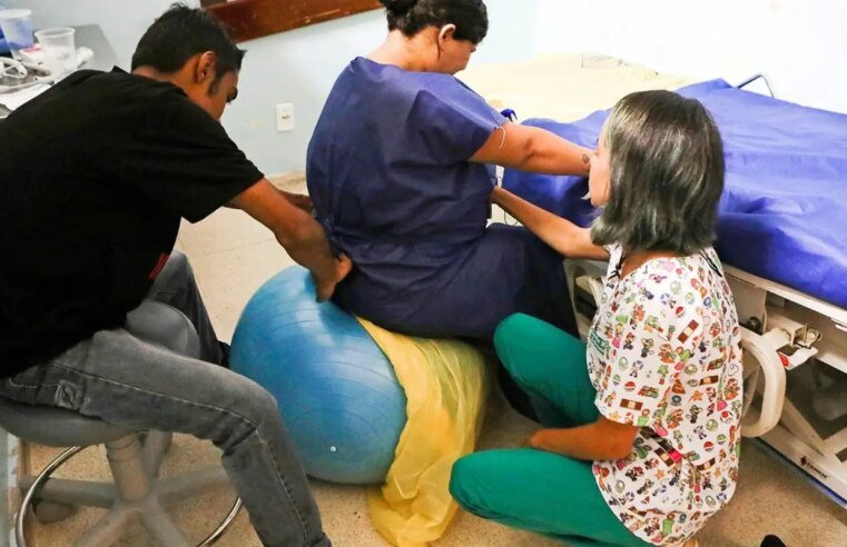 Doula: regulamentação reforça integração da categoria ao SUS