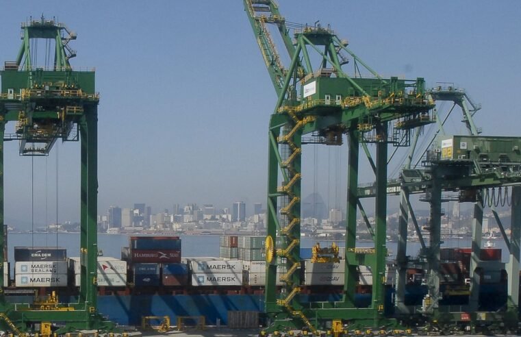 Exportações para o Oriente Médio caem 26% desde início da guerra