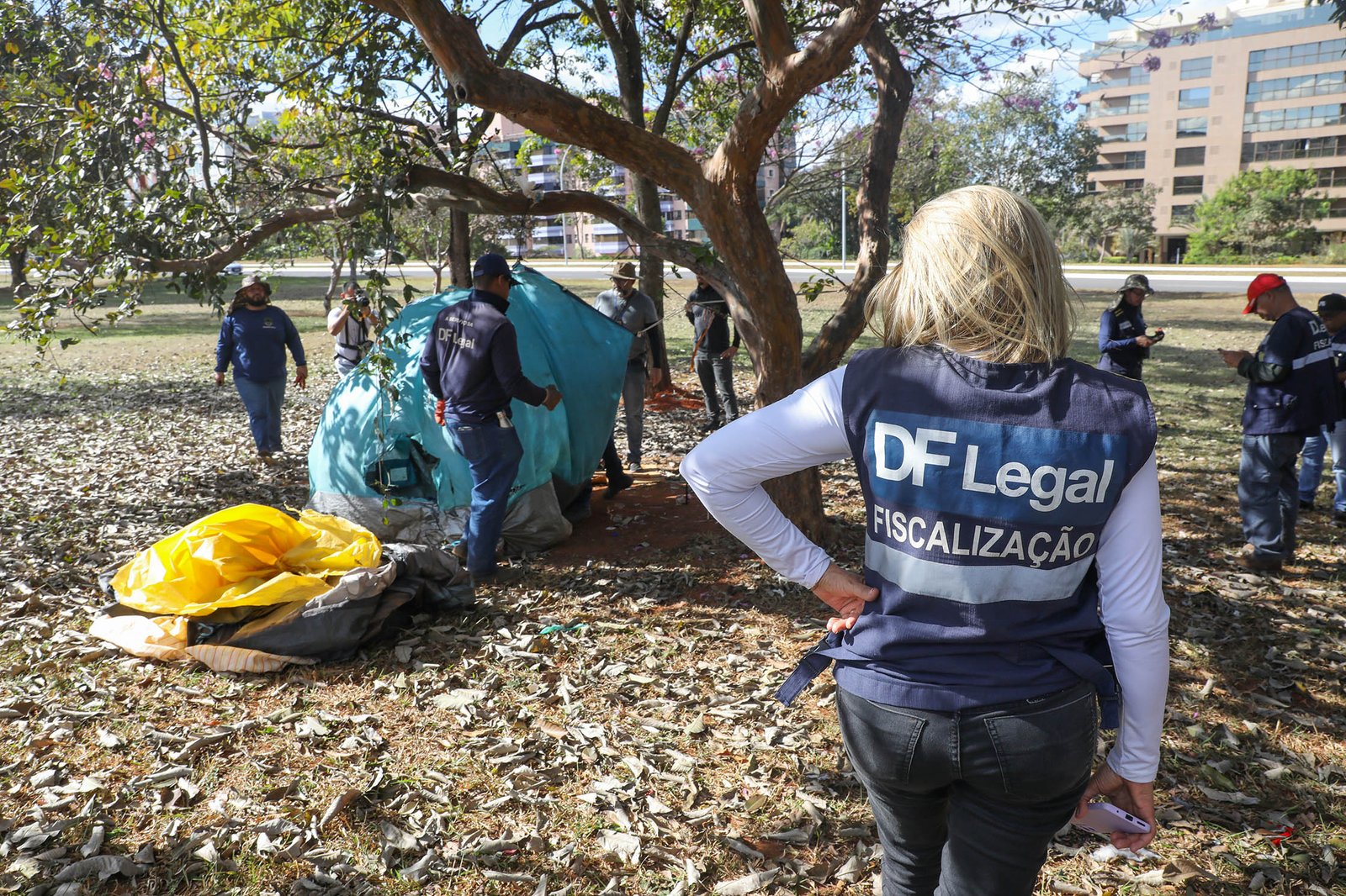 GDF promove ação de acolhimento para população em situação de rua no Plano Piloto