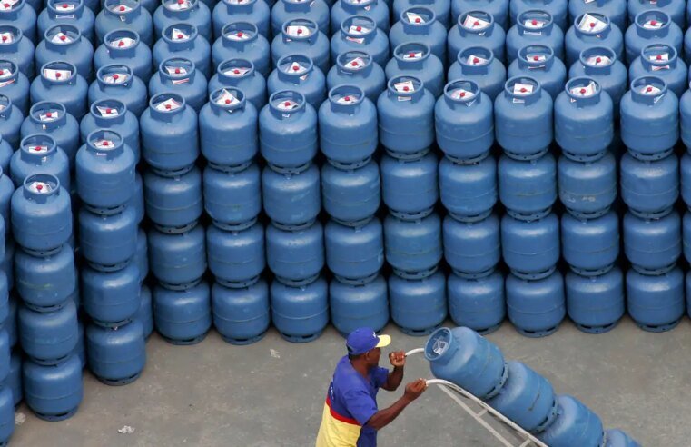 Governo libera R$ 330 milhões para segurar preço do gás de cozinha