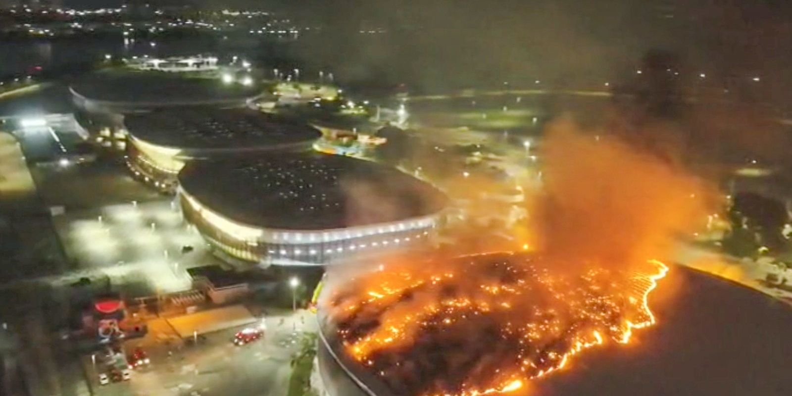 Incêndio atinge Velódromo do Parque Olímpico no Rio