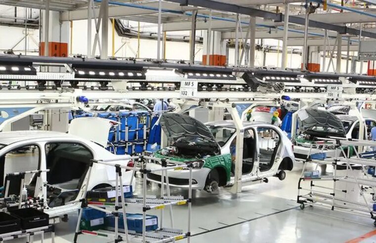 Indústria nacional avança 0,9% em fevereiro