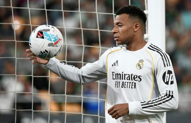 Na última Copa de Messi e Cristiano Ronaldo, Mbappé busca assumir o trono