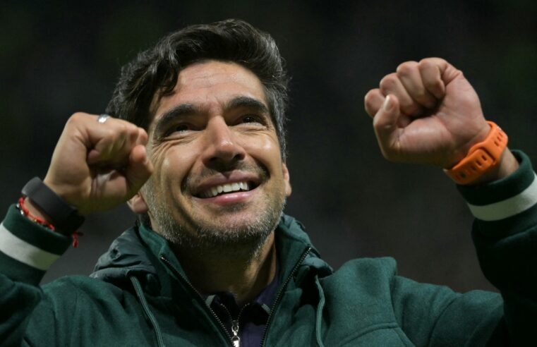 Palmeiras vence Bragantino e mantém liderança no Brasileirão