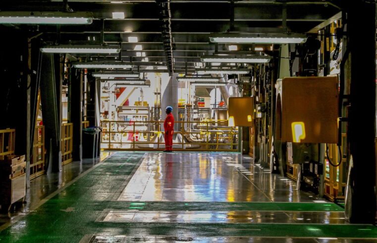 Produção de petróleo e gás natural do Brasil bate recorde em fevereiro