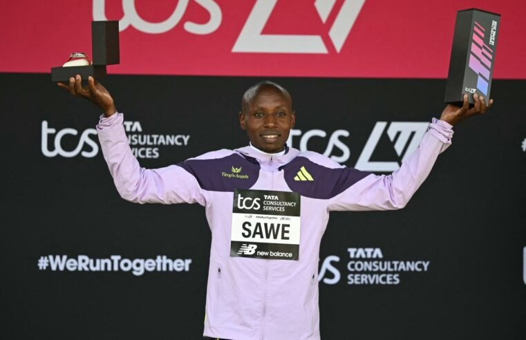 Queniano se torna o primeiro a completar maratona em menos de duas horas