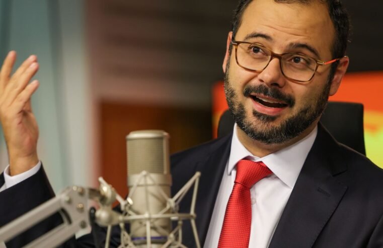 Redução da jornada vai favorecer o empreendodorismo, diz ministro