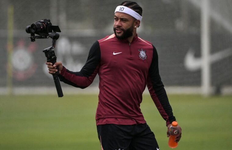 Renovação de Memphis Depay vira pauta política e divide o Corinthians
