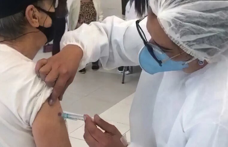 Saúde envia 2,2 milhões de doses da vacina de covid-19 aos estados