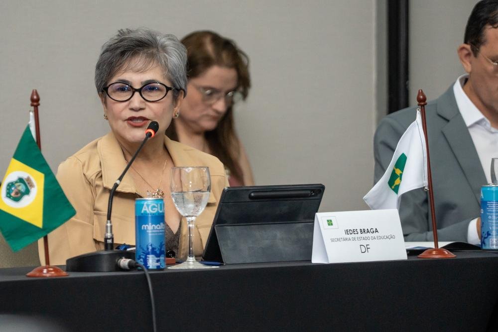 Secretários de Educação debatem Enem e tecnologia em reunião em Brasília
