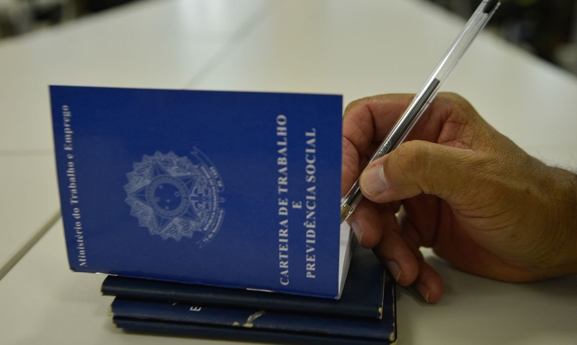 Agências do Trabalhador do DF oferecem 1.084 vagas nesta quinta