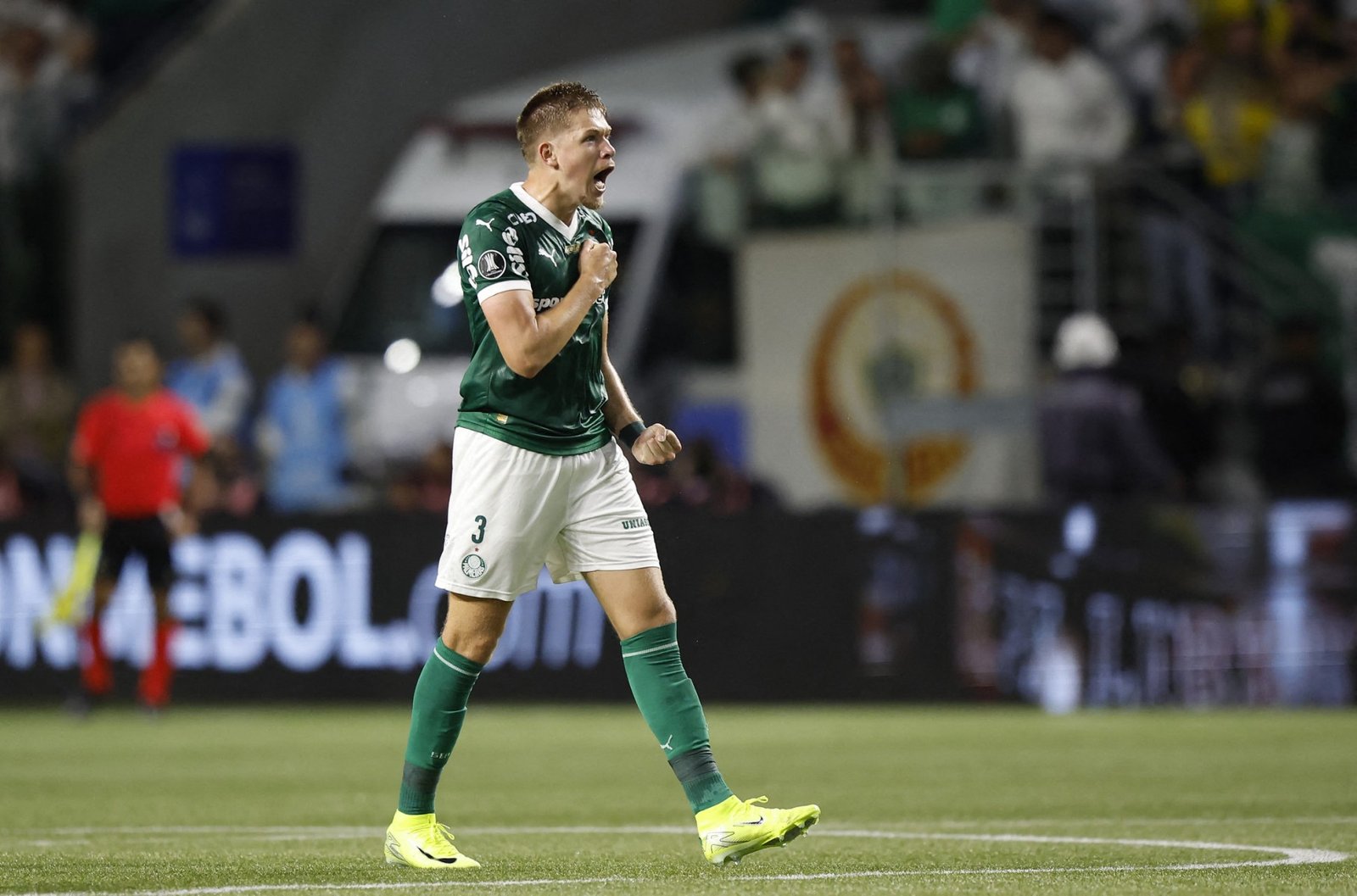 Bruno Fuchs ataca arbitragem em gol anulado do Palmeiras no fim do jogo: ‘A regra é clara’