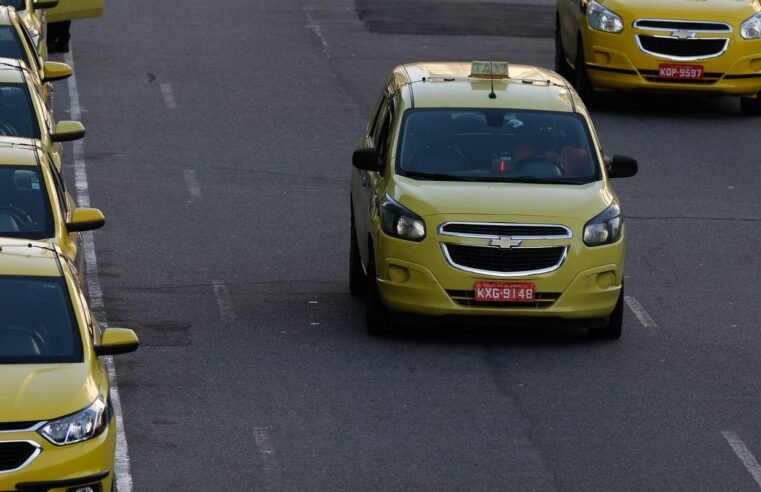 CMN regulamenta nova linha para motoristas de aplicativos e taxistas