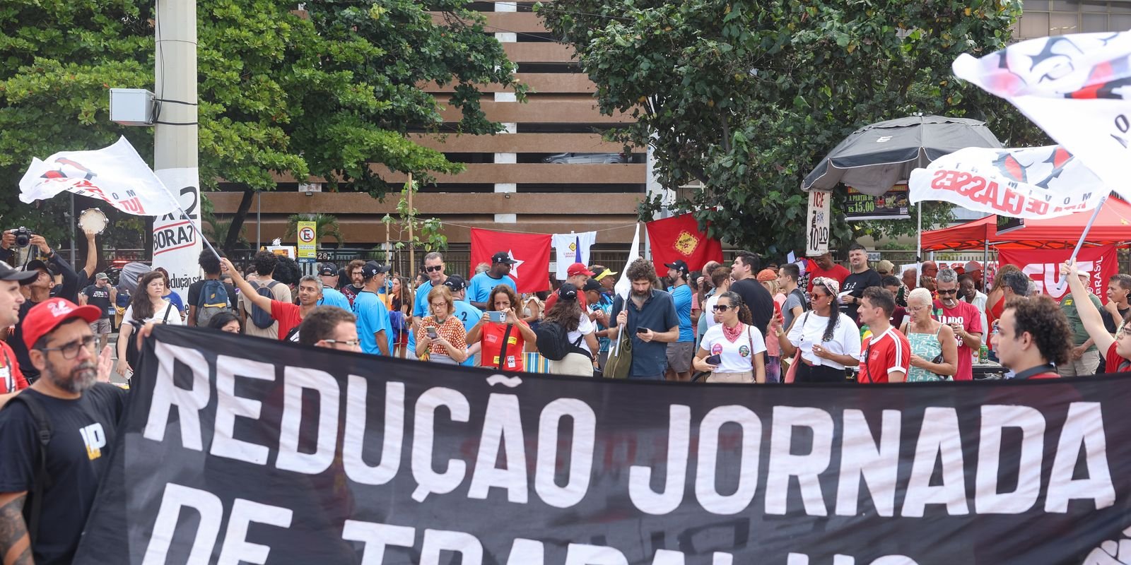 Caminhos da Reportagem debate impactos da escala 6×1 no Brasil