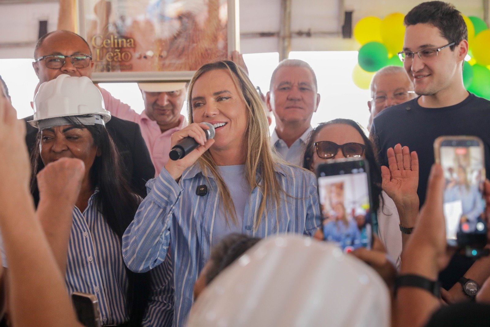 Celina Leão visita obras de residencial em Samambaia