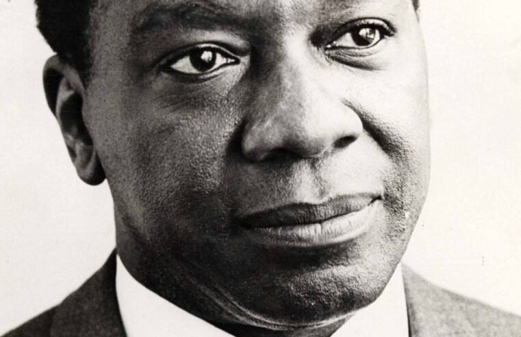 Com Milton Santos, Fliaraxá coloca a literatura no centro do mundo