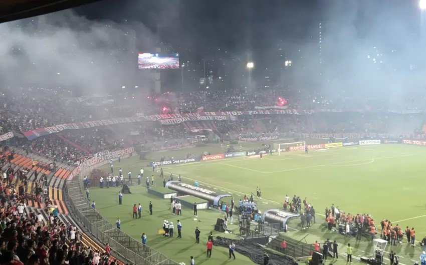 Conmebol diz que todos os procedimentos foram aplicados em Medellín x Flamengo
