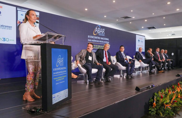 DF amplia fiscalização da Adasa sobre energia em encontro nacional