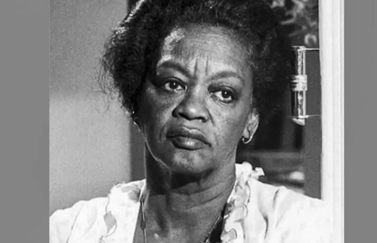 Dama do teatro, Ruth de Souza completaria 105 anos nesta terça-feira
