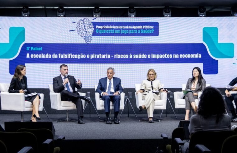 Debate em Brasília aborda pirataria e inovação em saúde via propriedade intelectual