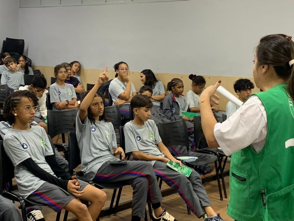 Defensoria nas Escolas leva atendimentos gratuitos a Samambaia