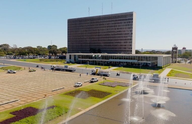 Emenda à Lei Orgânica do DF quer dar autonomia à carreira de gestão pública