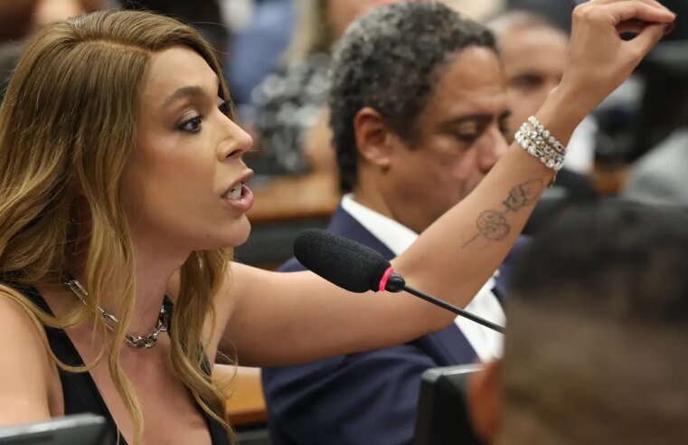 Erika Hilton rejeita negociação sobre compensações na PEC da 6×1 
