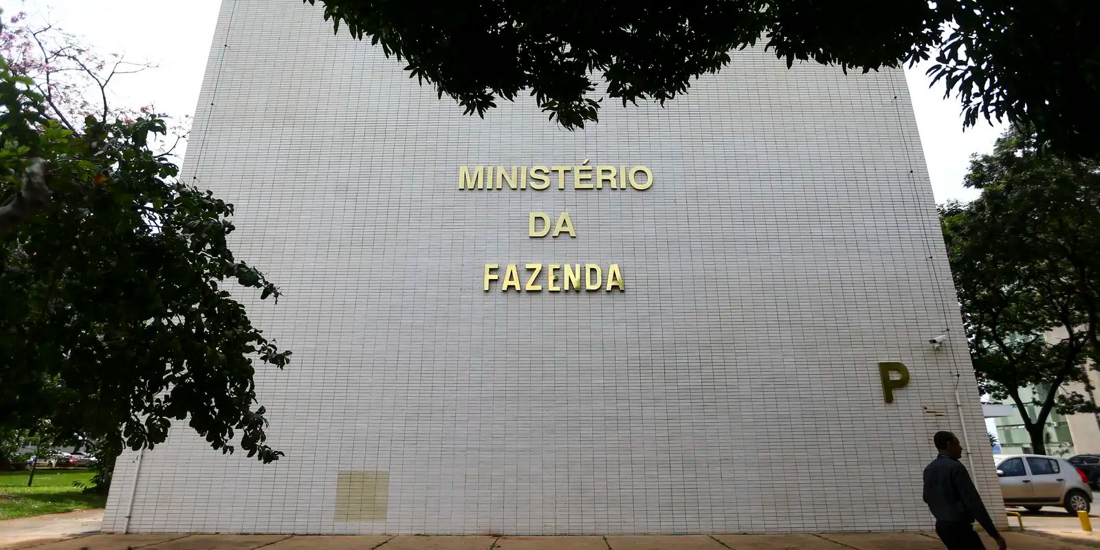 Fazenda alerta sobre falso site do Novo Desenrola