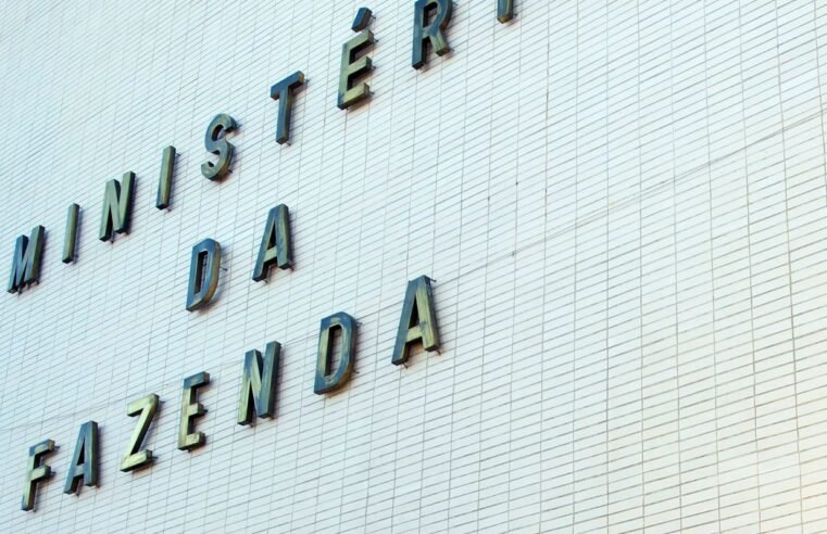 Fazenda eleva para 4,5% estimativa de inflação com guerra e petróleo