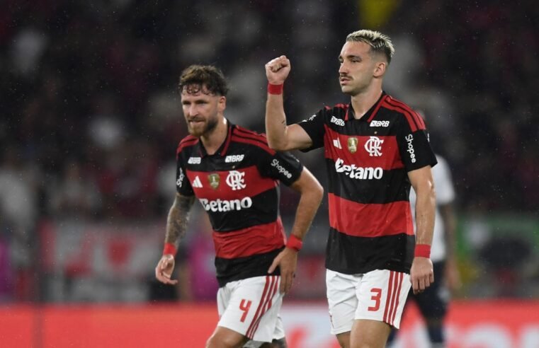 Flamengo busca empate com o Athletico-PR e continua a quatro pontos do Palmeiras no Brasileirão