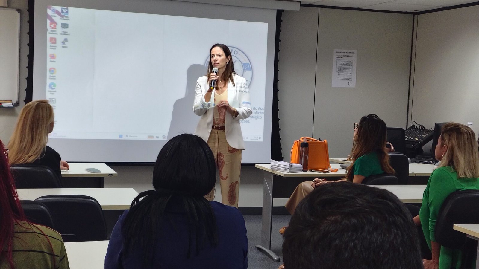 GDF orienta reeducandas sobre assédio e canais de denúncia