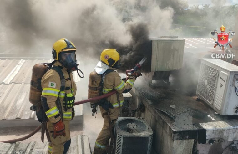 Incêndio em restaurante mobiliza bombeiros e provoca evacuação no Sudoeste