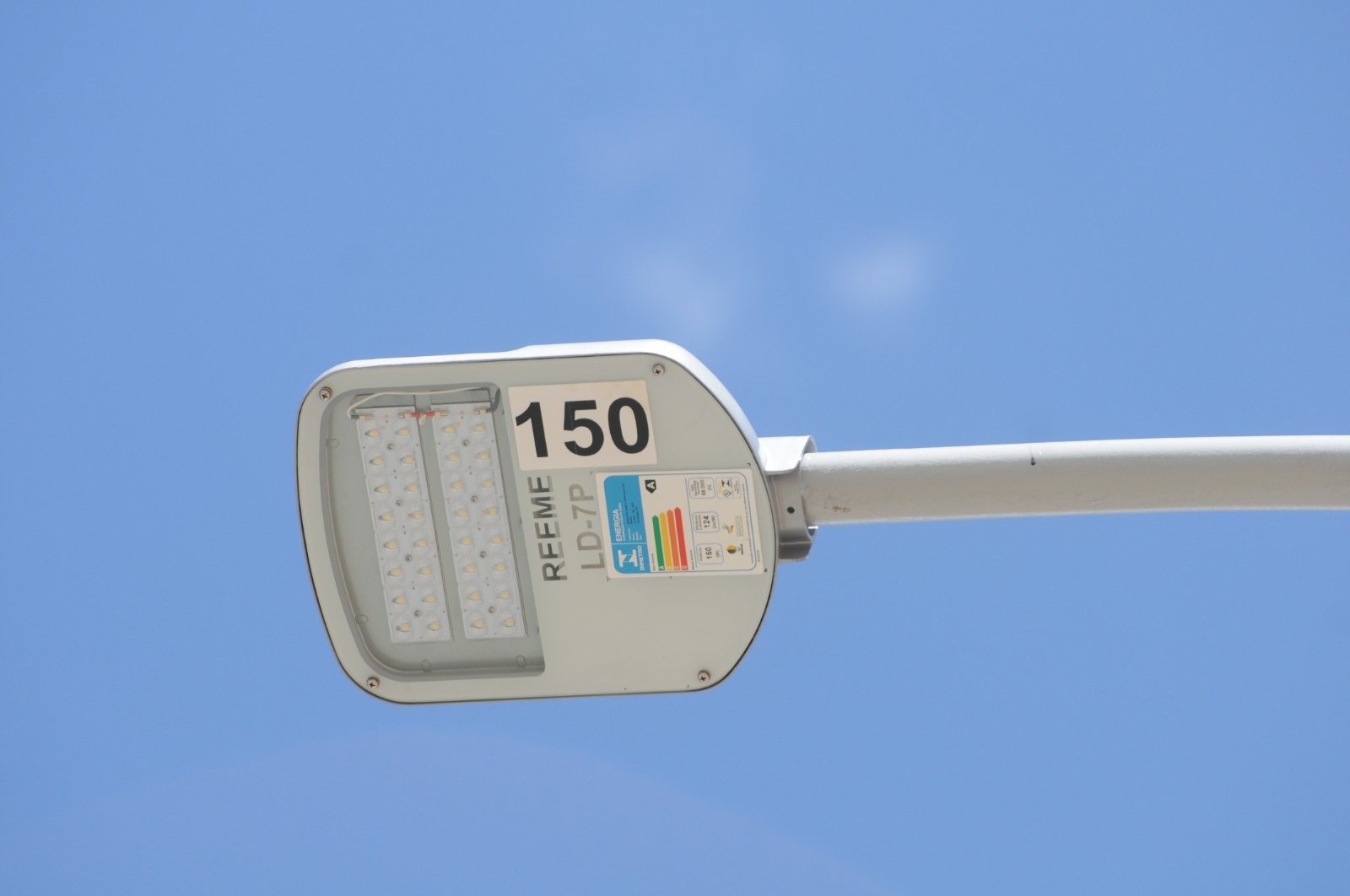 Manutenção na iluminação pública avança em Asa Norte e Sul