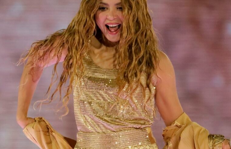 Metrô inicia a venda da pulseira após apresentação de Shakira no Rio