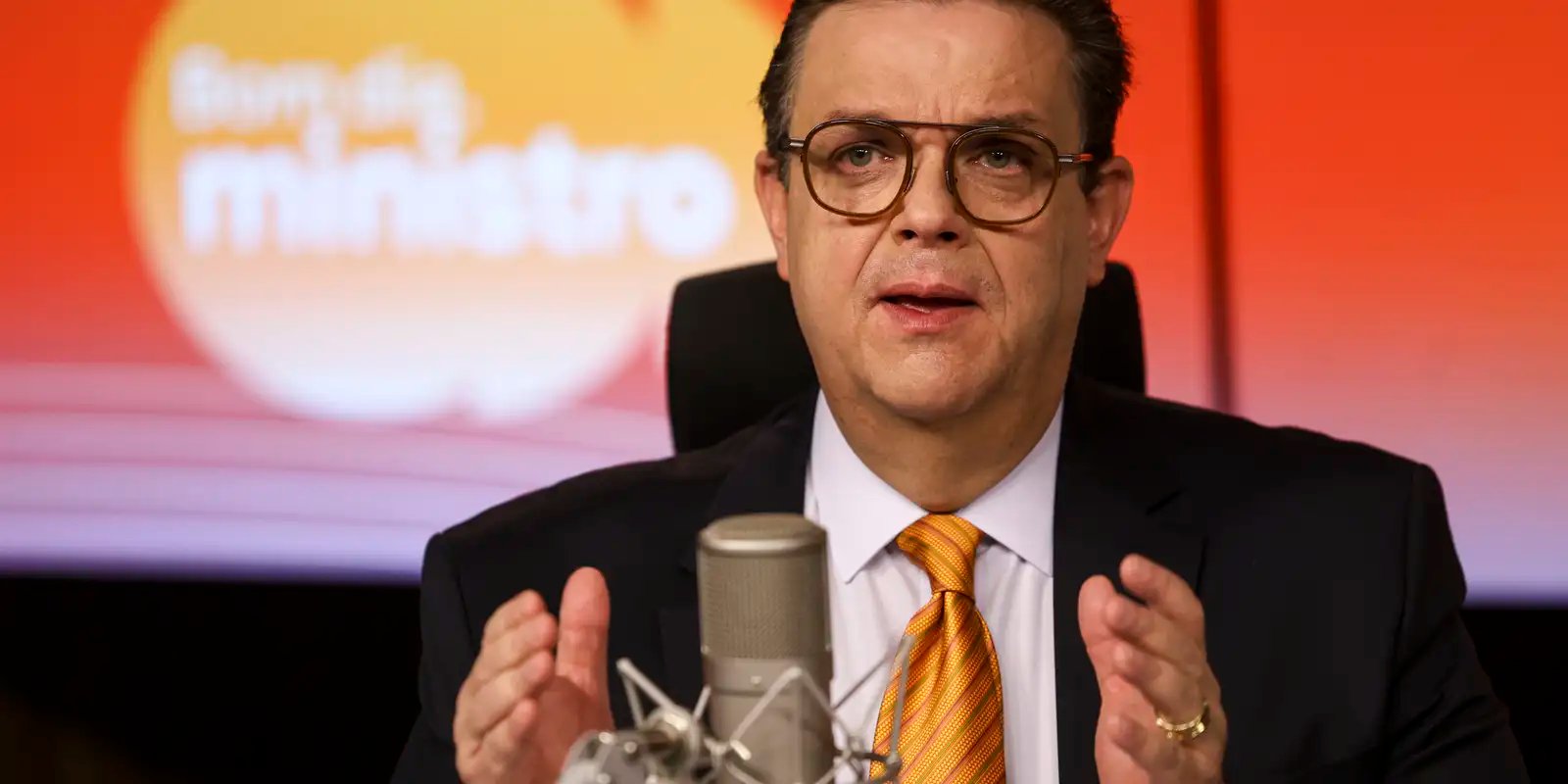 Ministro teme emenda que reduz INSS para compensar fim da escala 6×1