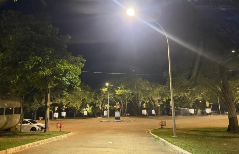 Modernização de iluminação beneficia Praça dos Orixás em Brasília