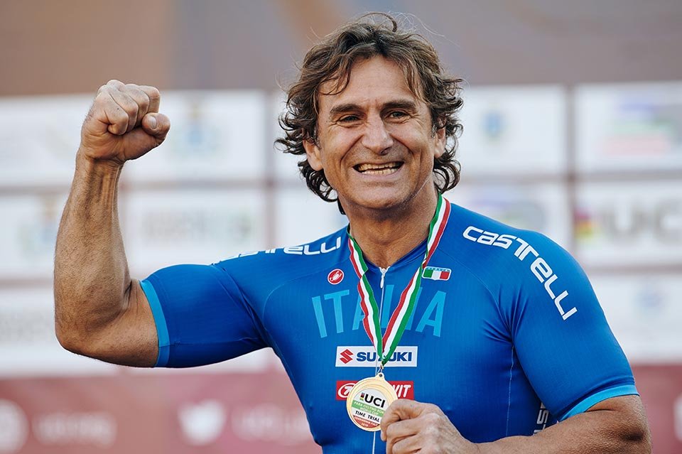 Morre Alex Zanardi, campeão paralímpico e ex-piloto de F1, aos 59 anos