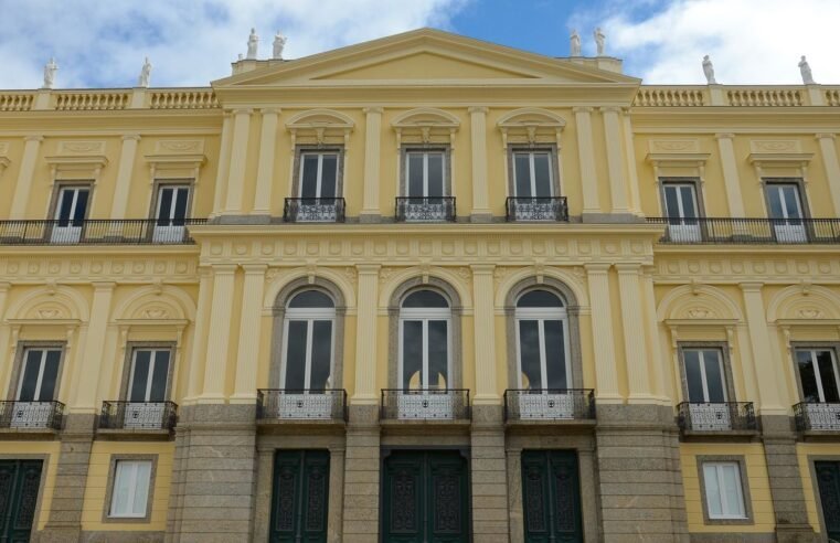 Museu recupera negativos fotográficos de vidro perdidos em incêndio